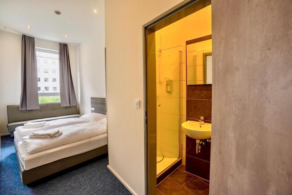 Hotel City Meetpoint Amburgo Esterno foto